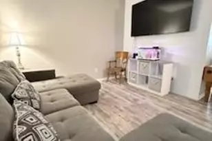 1240 County Rd D E, Maplewood, MN 55109 - Photo 8