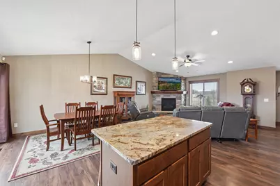 1065 70th Ave, Roberts, WI 54023 - Photo 6