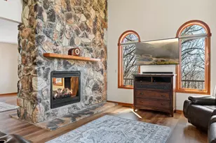 2642 Northridge Ln N, Stillwater, MN 55082 - Photo 10