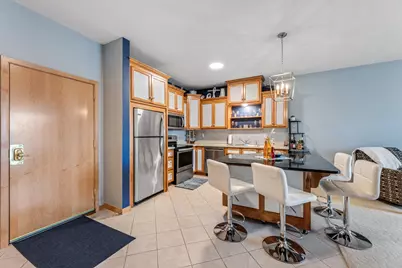 1215 N Lakeshore Drive #205, Lake City, MN 55041 - Photo 4