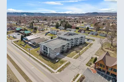 1215 N Lakeshore Drive #205, Lake City, MN 55041 - Photo 2