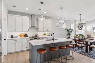 10930 37th St N, Lake Elmo, MN 55042 - Photo 14