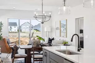 10930 37th St N, Lake Elmo, MN 55042 - Photo 20