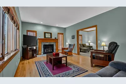 S7935 Jamie Lane, Eau Claire, WI 54701 - Photo 8