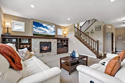 17197 Hollyhock Court, Lakeville, MN 55044 - Photo 10