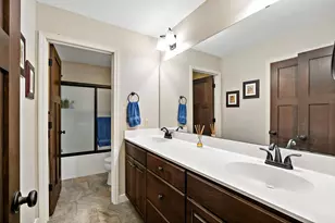 17197 Hollyhock Ct, Lakeville, MN 55044 - Photo 38