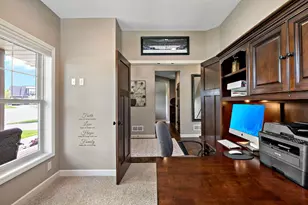 17197 Hollyhock Ct, Lakeville, MN 55044 - Photo 26