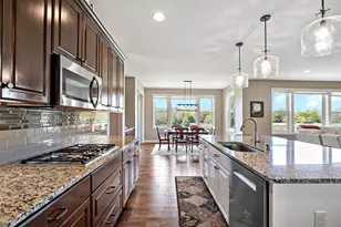 17197 Hollyhock Ct, Lakeville, MN 55044 - Photo 16