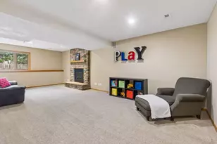 5955 Parkwood Dr, Shoreview, MN 55126 - Photo 30