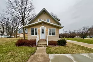 442 4th St, Dawson, MN 56232 - Photo 1