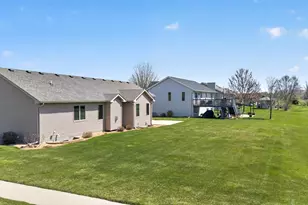 802 Timothy Dr SE, Stewartville, MN 55976 - Photo 30