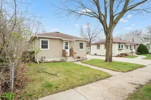 1539 4th St NE, Rochester, MN 55906 - Photo 1
