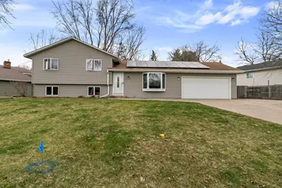 8726 Ivywood Avenue S, Cottage Grove, MN 55016 - Photo 1