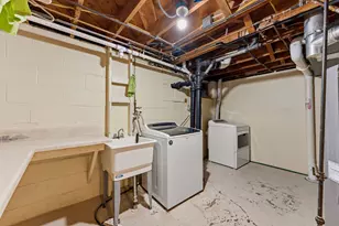 8522 Park Ave S, Bloomington, MN 55420 - Photo 34