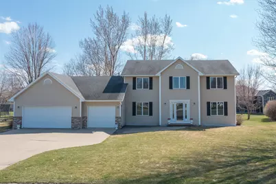 905 Horizon Circle, Belle Plaine, MN 56011 - Photo 1