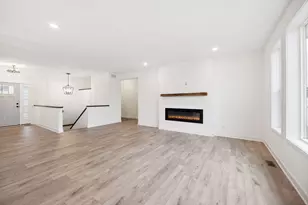 7665 22nd Ave E, Shakopee, MN 55379 - Photo 4
