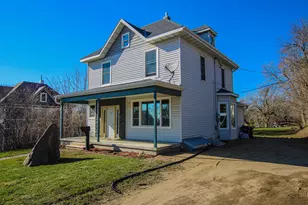 517 Minnesota Ave E, Glenwood, MN 56334 - Photo 2