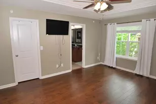 7745 Madelyn Creek Dr, Victoria, MN 55386 - Photo 16