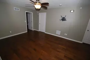 7745 Madelyn Creek Dr, Victoria, MN 55386 - Photo 12