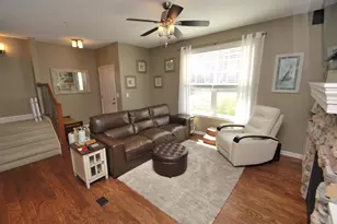 7745 Madelyn Creek Dr, Victoria, MN 55386 - Photo 4