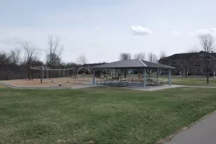 7745 Madelyn Creek Dr, Victoria, MN 55386 - Photo 32