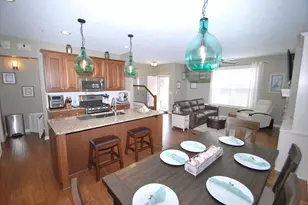 7745 Madelyn Creek Dr, Victoria, MN 55386 - Photo 12