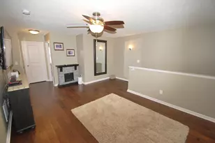 7745 Madelyn Creek Dr, Victoria, MN 55386 - Photo 16