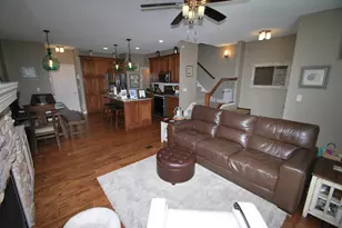 7745 Madelyn Creek Dr, Victoria, MN 55386 - Photo 6
