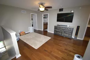 7745 Madelyn Creek Dr, Victoria, MN 55386 - Photo 14
