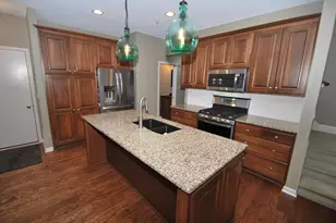7745 Madelyn Creek Dr, Victoria, MN 55386 - Photo 6