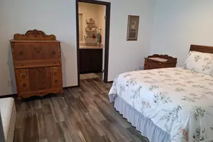 215 N McKay Ave, Alexandria, MN 56308 - Photo 16