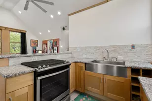 310 Ryan Ave, Saint Paul, MN 55102 - Photo 36