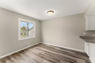 1621 W 140th St, Burnsville, MN 55337 - Photo 6