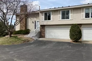 1621 W 140th St, Burnsville, MN 55337 - Photo 2