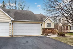 12973 Eastview Ct, Apple Valley, MN 55124 - Photo 4