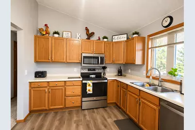 13 Riverside Road, Morris, MN 56267 - Photo 8