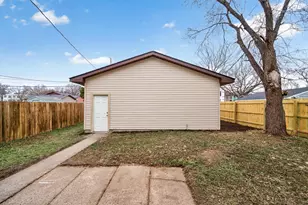 1123 James Ave N, Minneapolis, MN 55411 - Photo 32