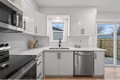 1123 James Avenue N, Minneapolis, MN 55411 - Photo 6