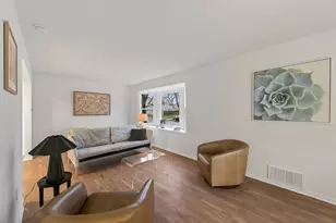 1123 James Ave N, Minneapolis, MN 55411 - Photo 12