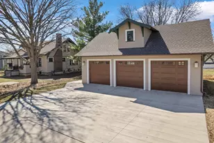 300 5th St SW, Plainview, MN 55964 - Photo 30