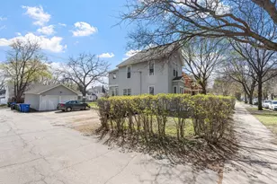 2048 Carroll Ave, Saint Paul, MN 55104 - Photo 40