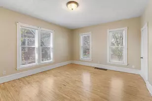 2048 Carroll Ave, Saint Paul, MN 55104 - Photo 4