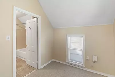 2048 Carroll Avenue, Saint Paul, MN 55104 - Photo 10