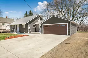 676 State St N, Eden Valley, MN 55329 - Photo 2