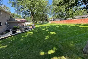 209 Burr Oak Dr, Albert Lea, MN 56007 - Photo 8