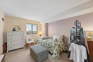 78 10th St E, Saint Paul, MN 55101 - Photo 14