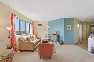 78 10th St E, Saint Paul, MN 55101 - Photo 6