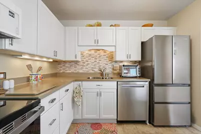 78 10th Street E #2702, Saint Paul, MN 55101 - Photo 10