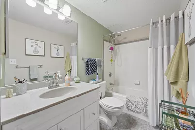 78 10th Street E #2702, Saint Paul, MN 55101 - Photo 16