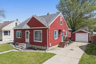 812 14th Ave NE, Rochester, MN 55906 - Photo 4